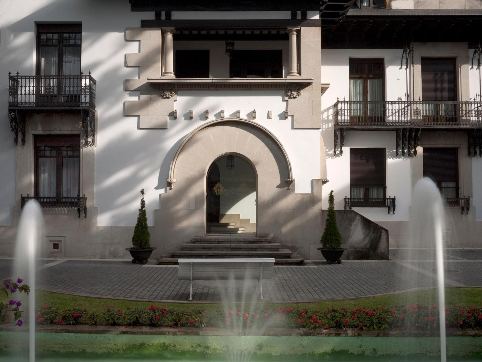 Palacio Arias Navia Exterior photo