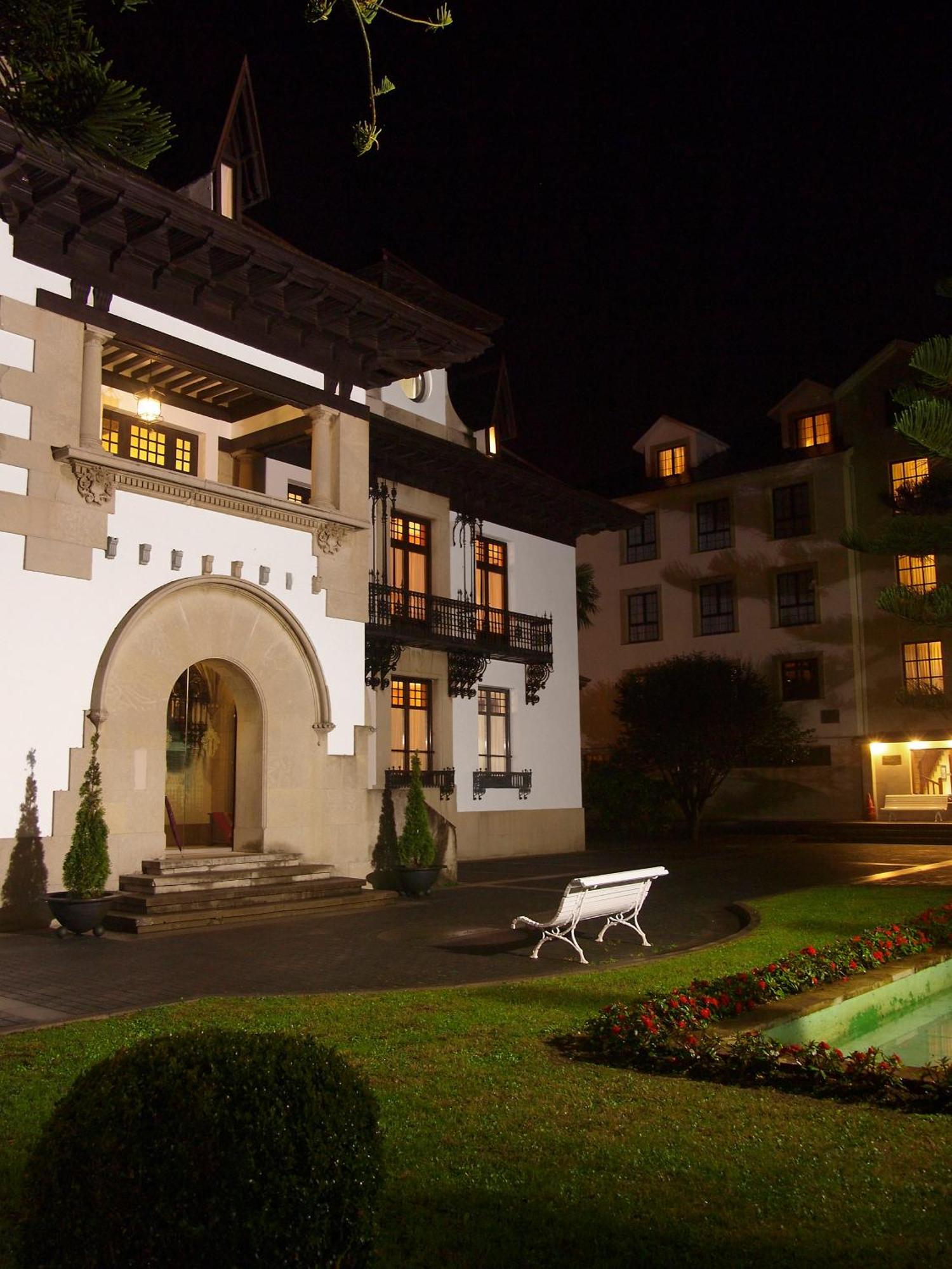 Palacio Arias Navia Exterior photo