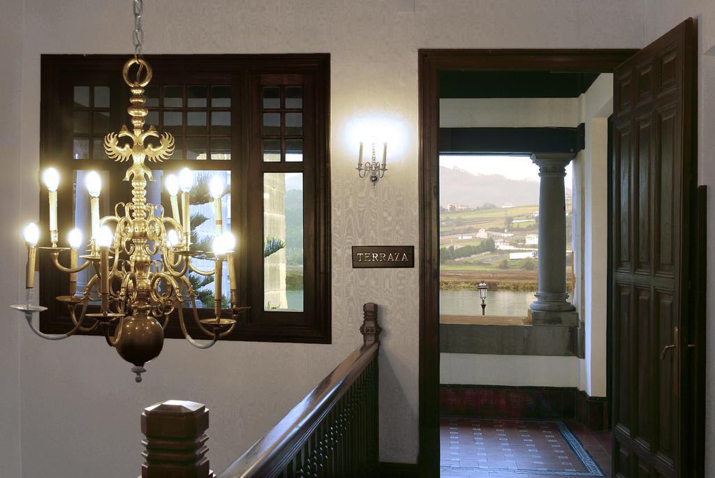 Palacio Arias Navia Exterior photo