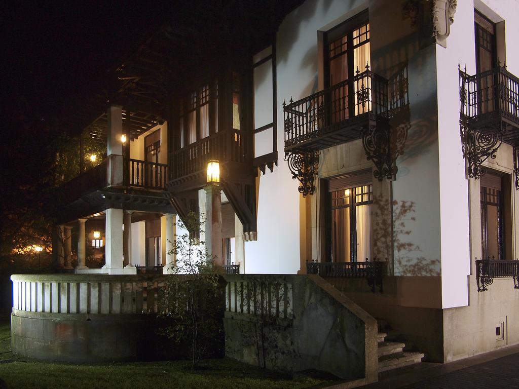 Palacio Arias Navia Exterior photo